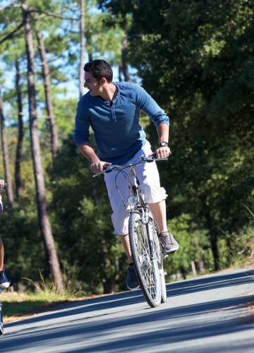 Se balade en vélo sur l'île d'Oléron ou le bassin de Marennes