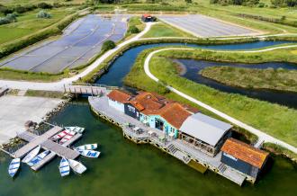 Vue aérienne du Port des Salines