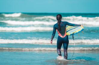 Surf sur la côte ouest de l'île d'Oléron