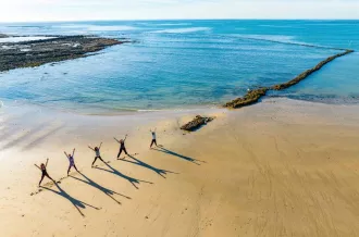 Yoga à la plage à St-Trojan : Gatseau