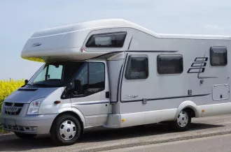 Aire de stationnement camping-car