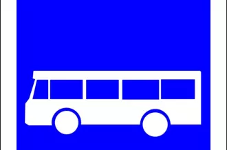 Parking autobus centre village