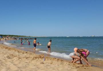 Plage avec vue sur le Fort Boyard