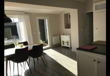 Meublé de Josette Duvert