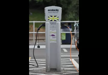 Borne recharge Parking d'Intermarché Borne recharge Parking d'Intermarché