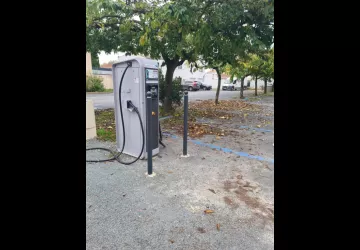 Borne électrique Boyardville_Saint-Georges-d'Oléron