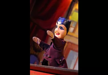 Théâtre de Guignol Grand-Village - Cie l'Univers des Marionnettes_Le Grand-Village-Plage