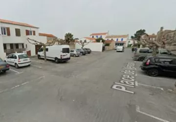 Place de verdun_La Brée-les-Bains